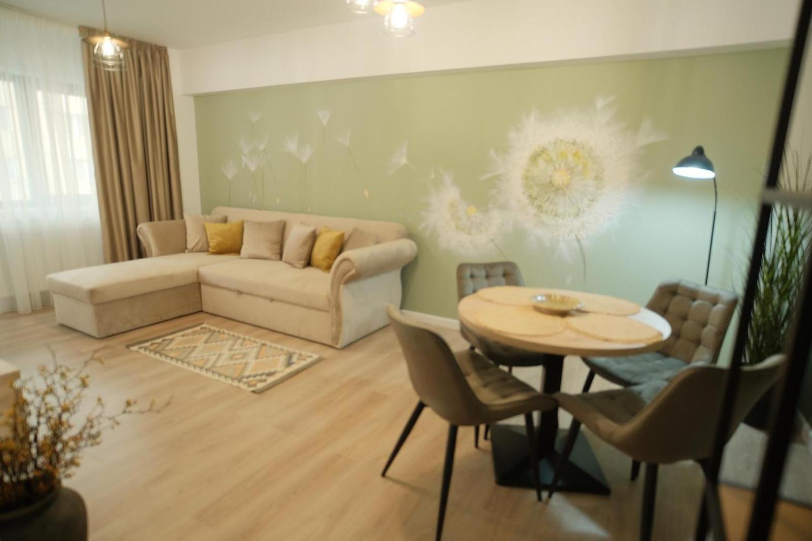 Green Studio Targu Neamt Exterior photo